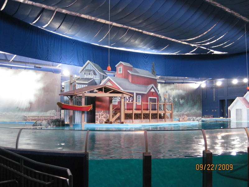 webassets/Indy_Zoo_Dolphin_Pavilion.JPG
